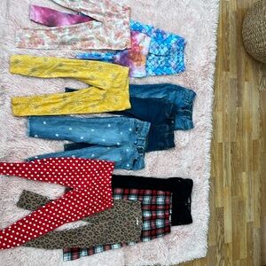 Lot of 7 leggings, 4 pairs of jeans. Size 5/6.